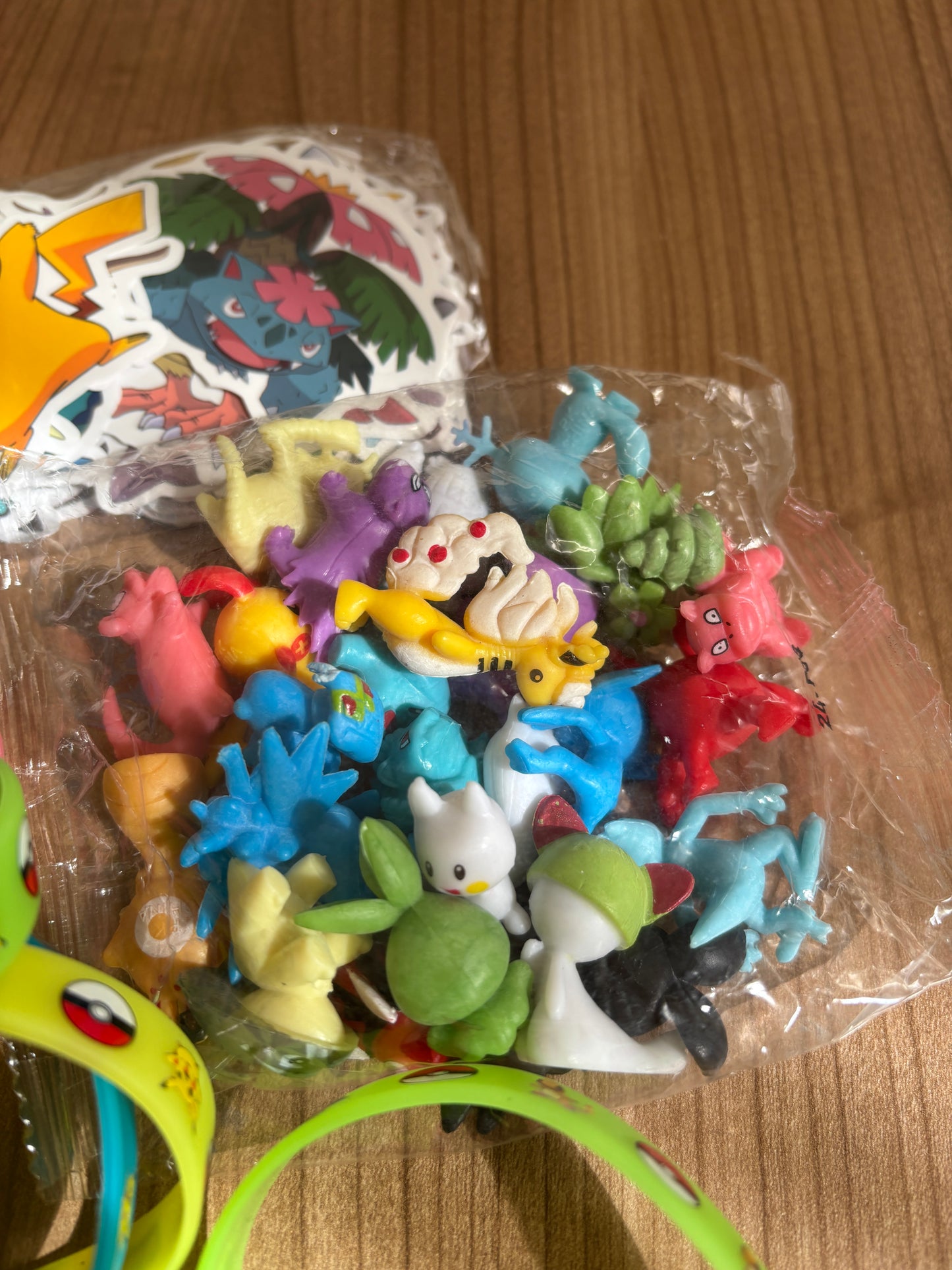 Pokemon Set Figuren-Bänder-Sticker